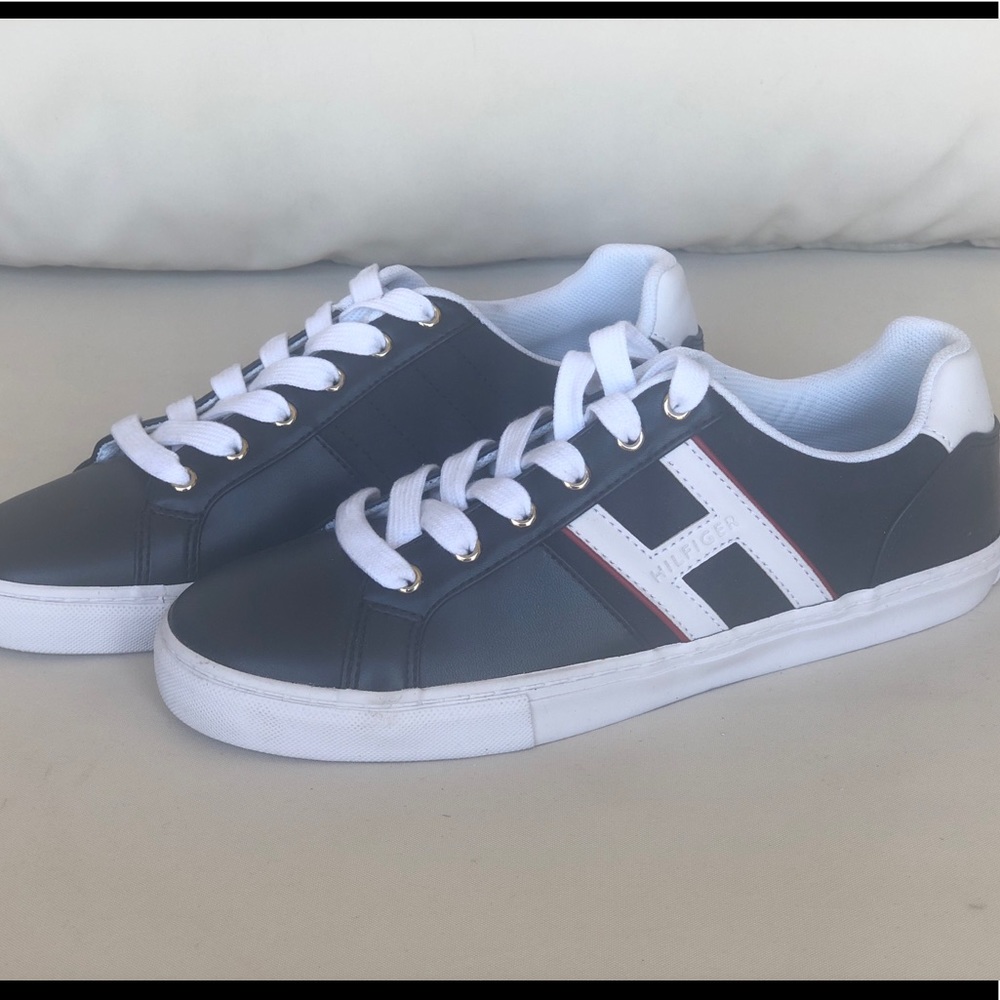 Tommy Hilfiger sneakers